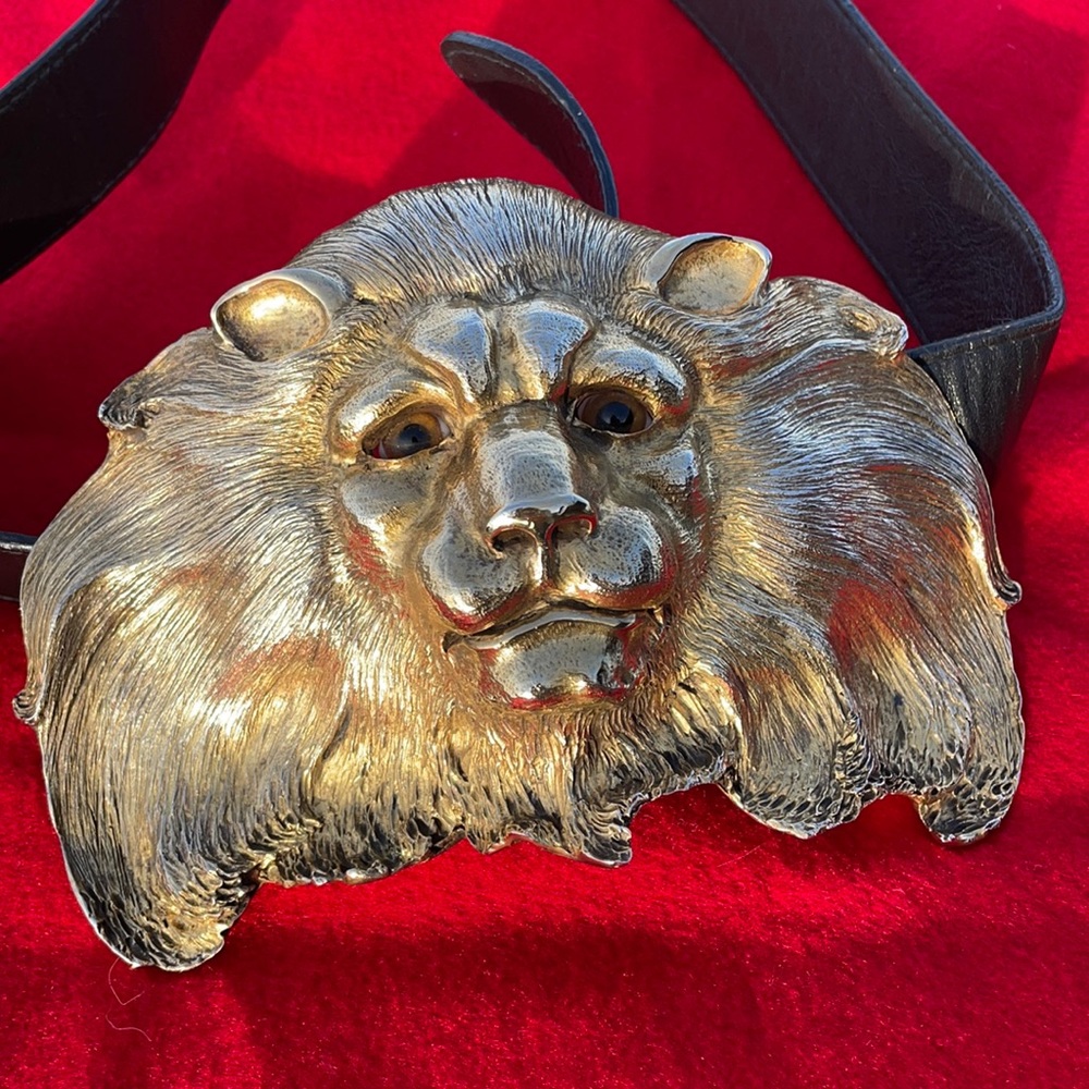 Vintage Classic Christopher Ross Gold Lion Belt Buckle with Black Leather Belt